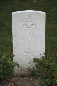 Hanover War Cemetery - Bousher, Frederick Leonard