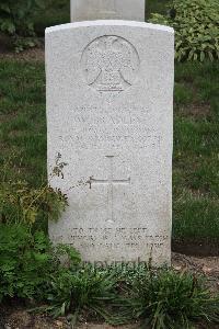 Hanover War Cemetery - Bradley, William