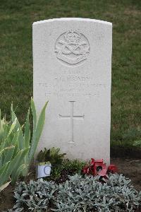 Hanover War Cemetery - Brady, Frederick Gerald