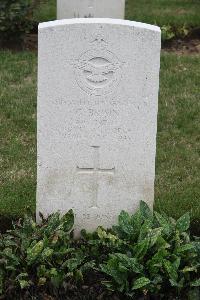 Hanover War Cemetery - Brain, Gordon