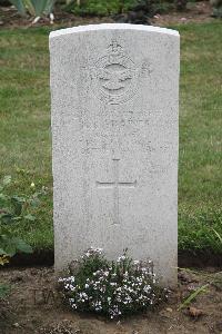 Hanover War Cemetery - Braines, Murray Ronald