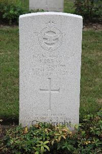 Hanover War Cemetery - Brear, James