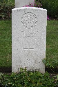 Hanover War Cemetery - Brown, Percy Edward