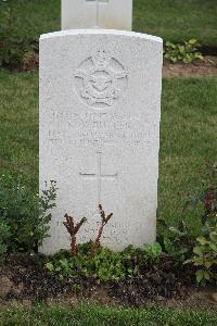 Hanover War Cemetery - Butler, Roy Wallace