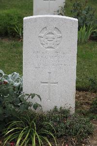 Hanover War Cemetery - Cadeau, Albert Joseph