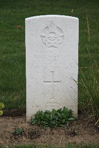 Hanover War Cemetery - Carey, Douglas Mintie