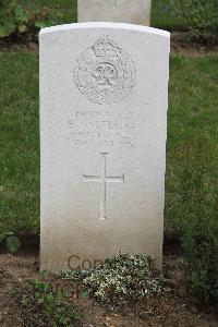 Hanover War Cemetery - Cartledge, Frederick