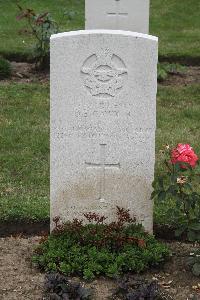 Hanover War Cemetery - Cawker, Douglas Earl