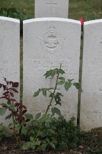 Hanover War Cemetery - Chapman, Frank Louis