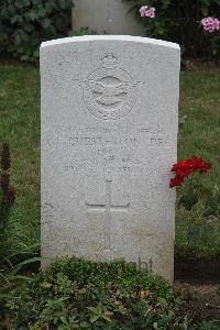 Hanover War Cemetery - Chesterton, Paul Fulton