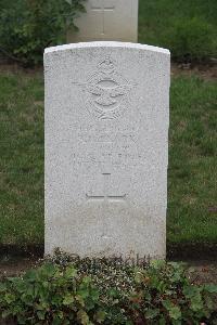 Hanover War Cemetery - Clark, Arthur Charles