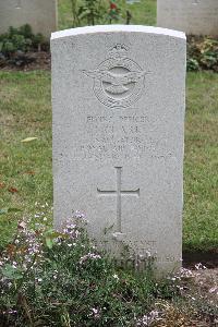 Hanover War Cemetery - Clark, John