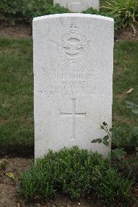 Hanover War Cemetery - Cooke, Roy Edward