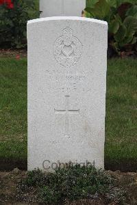 Hanover War Cemetery - Cooper, A J