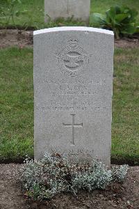 Hanover War Cemetery - Cox, Clive Arthur