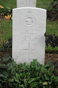 Hanover War Cemetery - Daniel, William Anthony