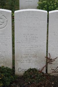 Hanover War Cemetery - Dawson, Stanley