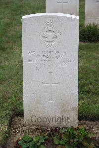 Hanover War Cemetery - Dawson, Tom