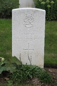 Hanover War Cemetery - Denning, John