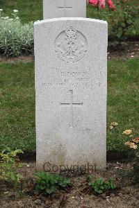 Hanover War Cemetery - Dowd, James Bernard