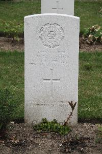 Hanover War Cemetery - Eagleston, John Nelson