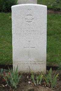 Hanover War Cemetery - Easton, John Kerr