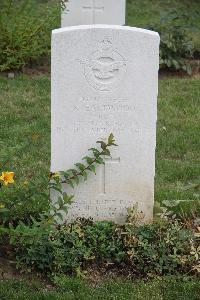 Hanover War Cemetery - Eastwood, Kenneth