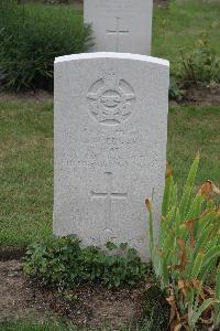 Hanover War Cemetery - Edgar, Alexander William