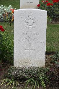 Hanover War Cemetery - Edwards, Francis Bernard