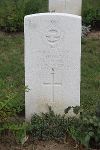 Hanover War Cemetery - Edwards, Patrick John