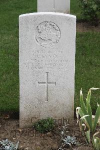 Hanover War Cemetery - Evans, Lawrence