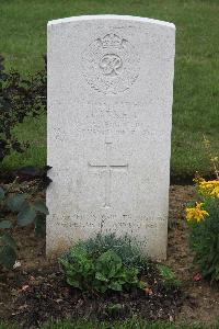 Hanover War Cemetery - Farrell, J