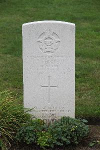 Hanover War Cemetery - Ferguson, Lloyd Archibald