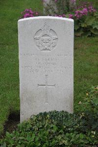 Hanover War Cemetery - Ferris, John Sherman