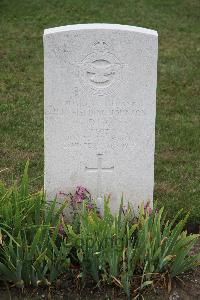 Hanover War Cemetery - Fielding-Johnson, Hugh Henry