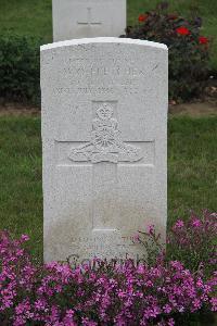 Hanover War Cemetery - Fletcher, Wilfred Owen