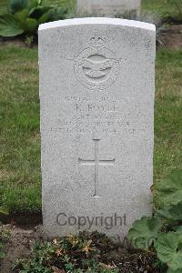 Hanover War Cemetery - Foyle, Kenneth