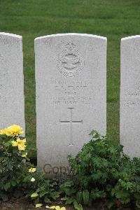 Hanover War Cemetery - Frost, Charles Albert