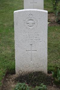 Hanover War Cemetery - Fuller, Frank Tilden