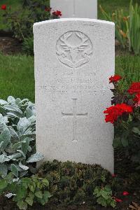 Hanover War Cemetery - Fuller, William