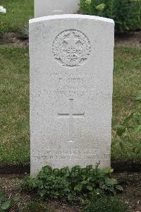 Hanover War Cemetery - Gibbs, Frank