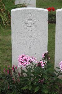 Hanover War Cemetery - Gibson, Thomas