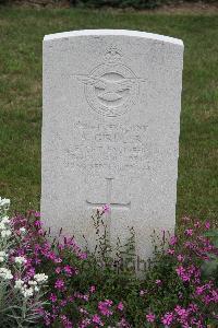 Hanover War Cemetery - Girdler, Alfred