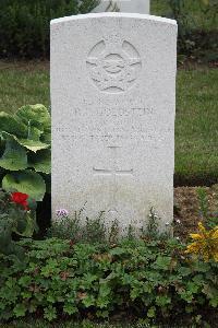 Hanover War Cemetery - Goldstein, Robert Philip