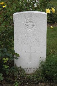 Hanover War Cemetery - Graham, Edwin