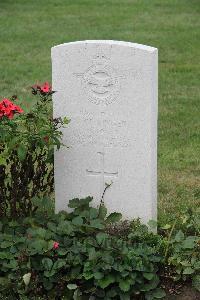 Hanover War Cemetery - Grainger, James