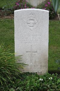 Hanover War Cemetery - Greenlees, Samuel