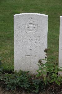 Hanover War Cemetery - Gregory, William Snowden