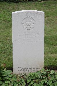 Hanover War Cemetery - Gutensohn, Karl Gerhard