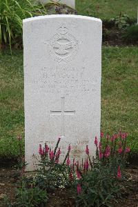 Hanover War Cemetery - Haggett, Harry